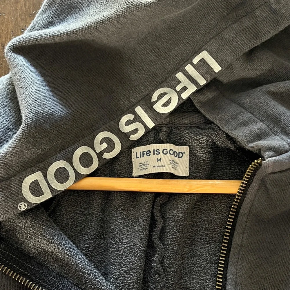 Life Is Good Women's Black Zip-Up Hoodie - Picture 2 of 6
